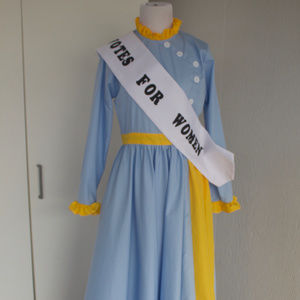 Mrs Banks Mary Poppins suffragette cosplay costume